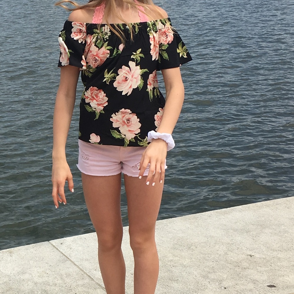 Off-Shoulder Top